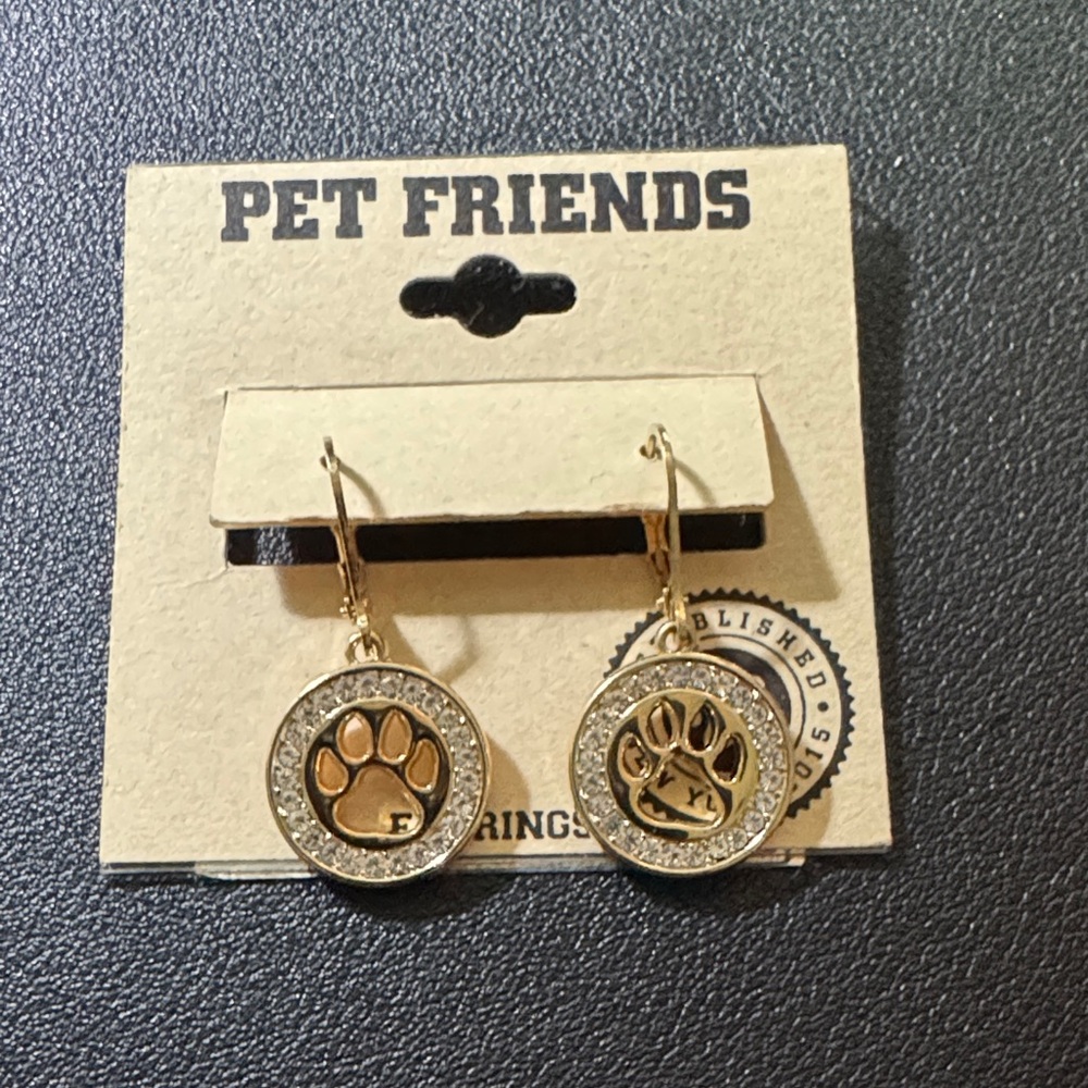 Kohl's Gold Tone Earrings